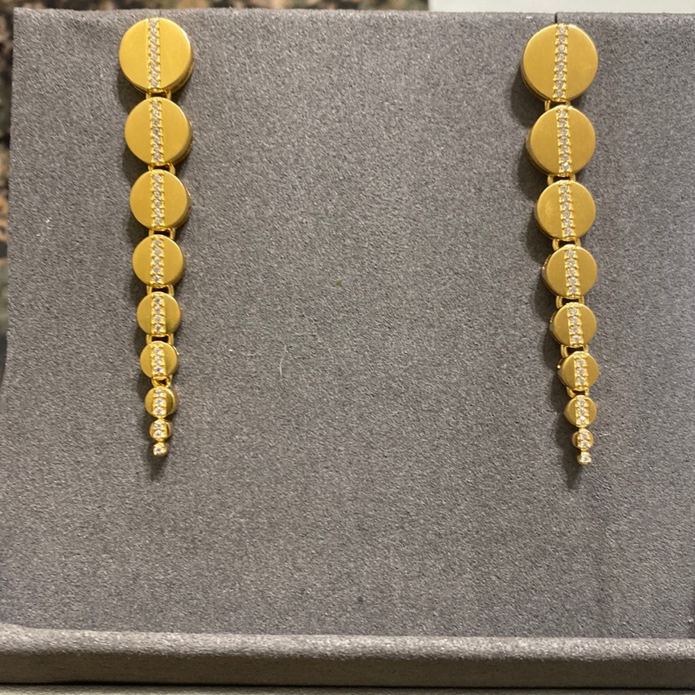 22K gold and white topaz drop earrings